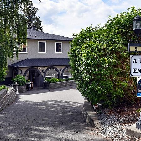 A Touch Of English B&B Kelowna Kültér fotó